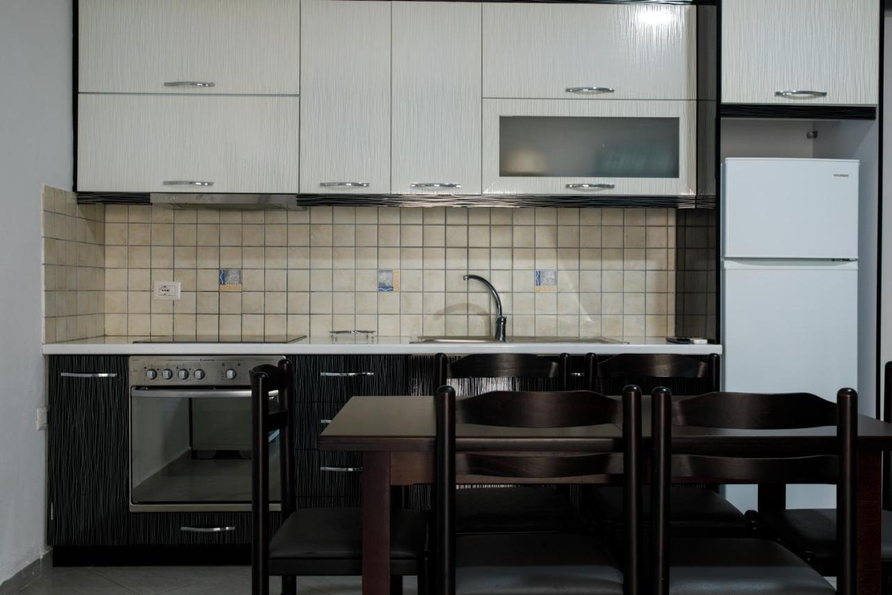 Grand Blue Aparthotel Sarandë 外观 照片