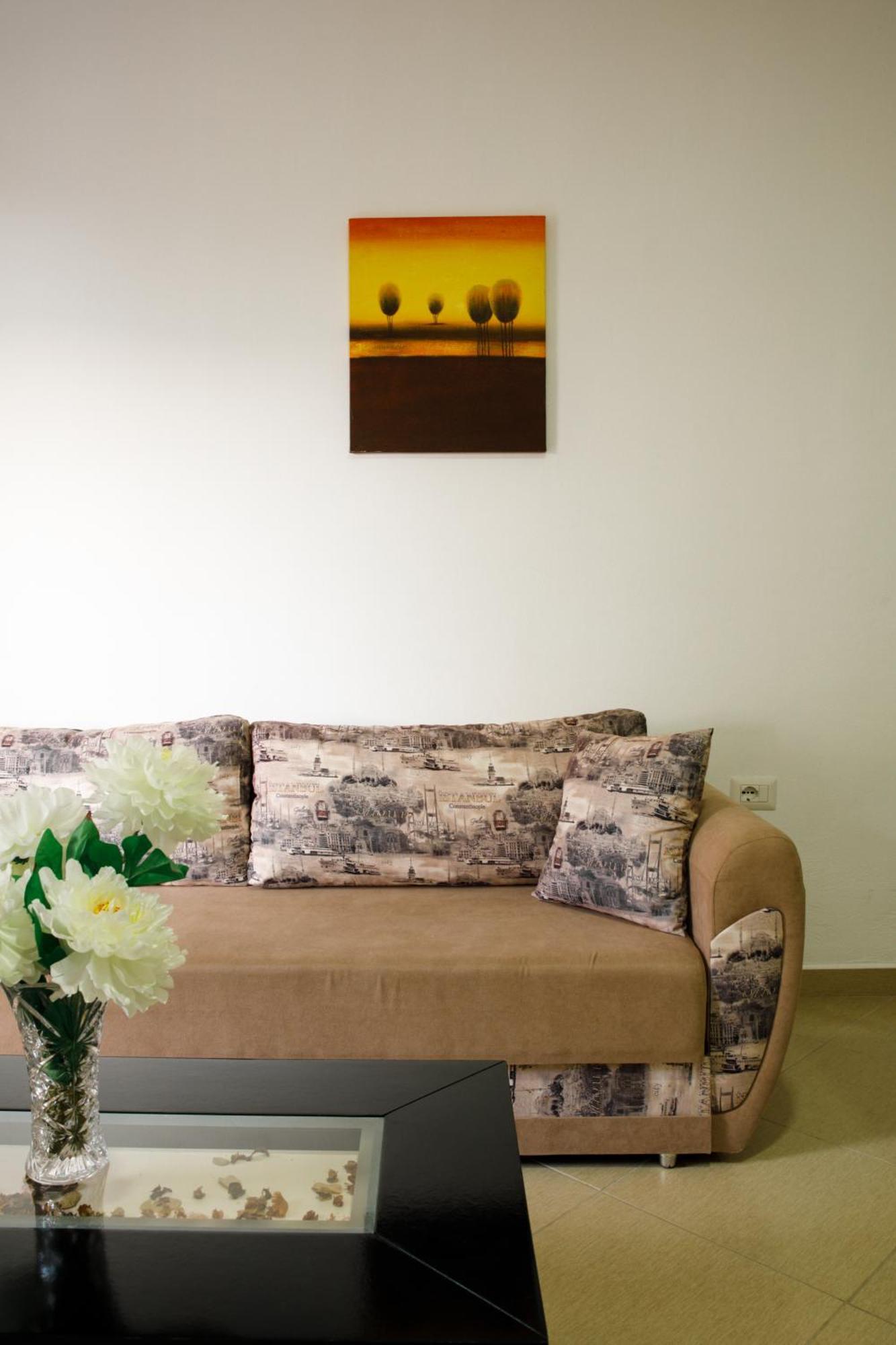 Grand Blue Aparthotel Sarandë 外观 照片